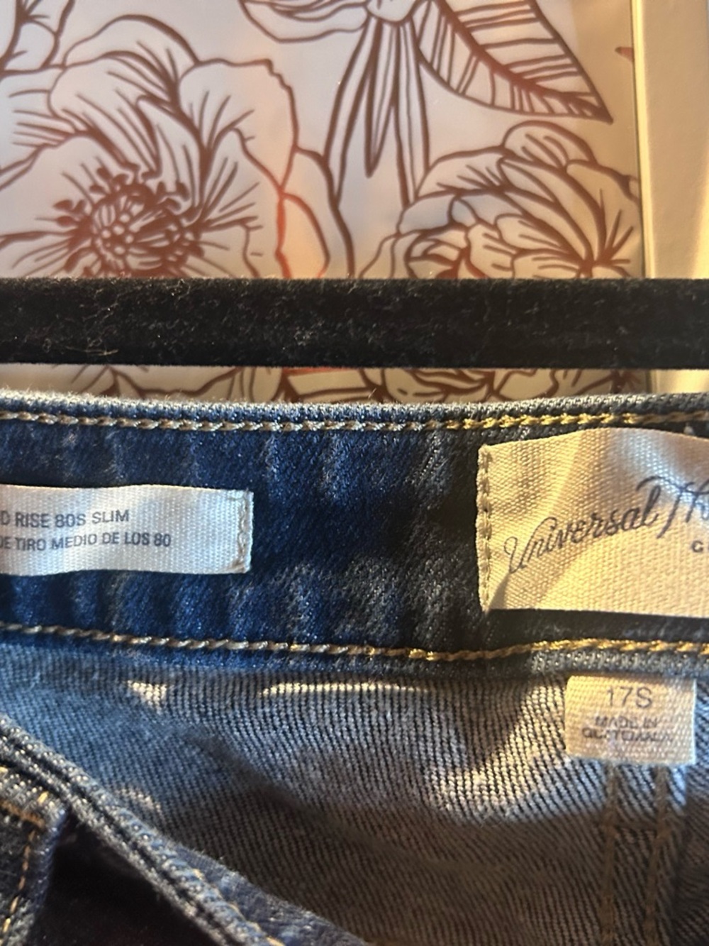 Universal Thread Mid Rise Slim Dark Blue Button-Fly Jeans- Short - Picture 3 of 4